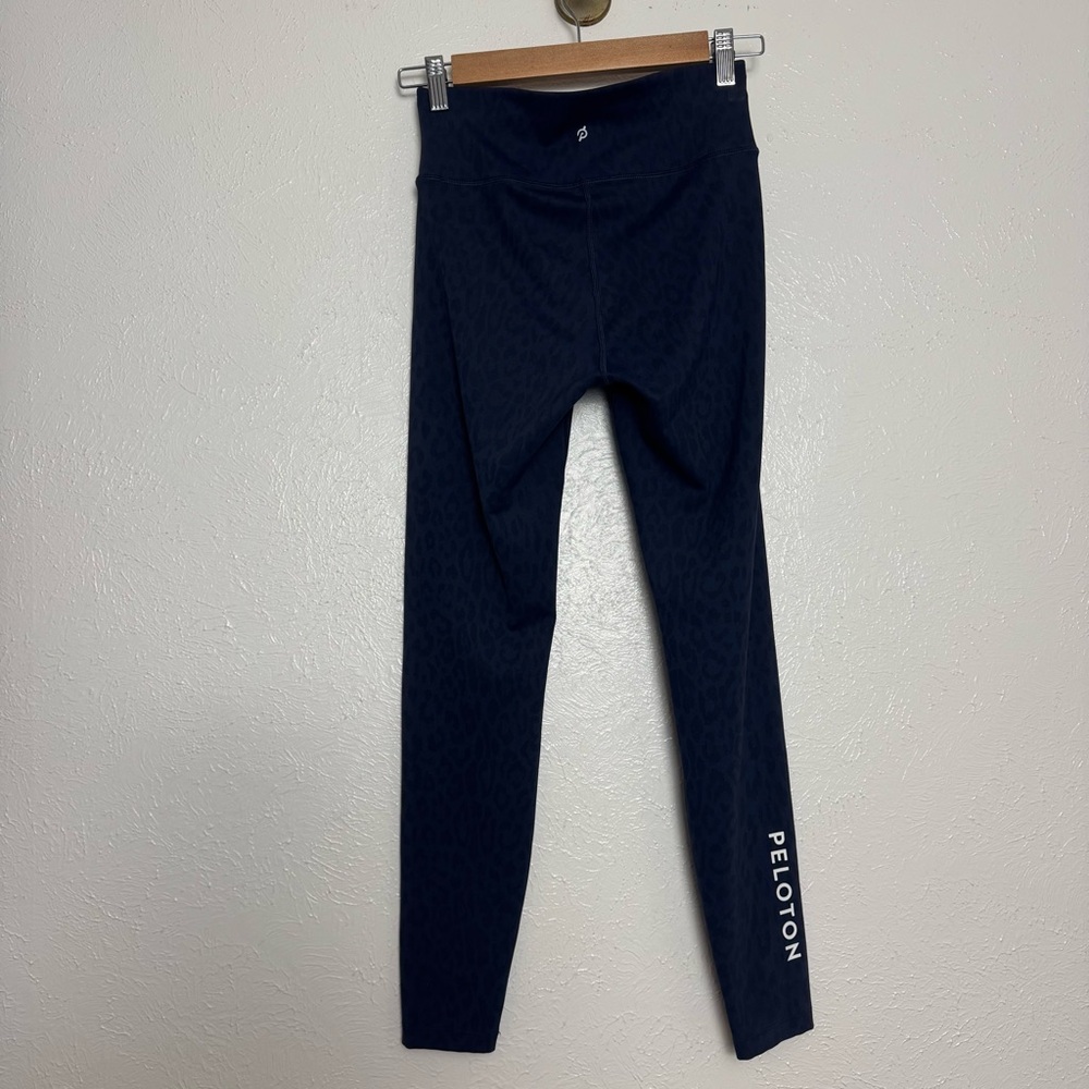Peloton Navy Cheetah High Rise Leggings‎
